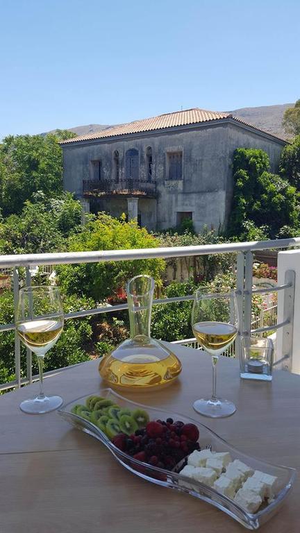 Erofili Apartments Souda Bagian luar foto