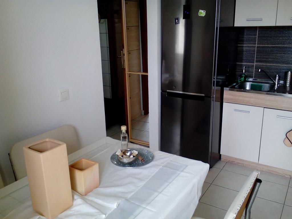 Erofili Apartments Souda Bagian luar foto