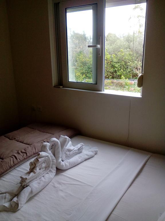 Erofili Apartments Souda Bagian luar foto