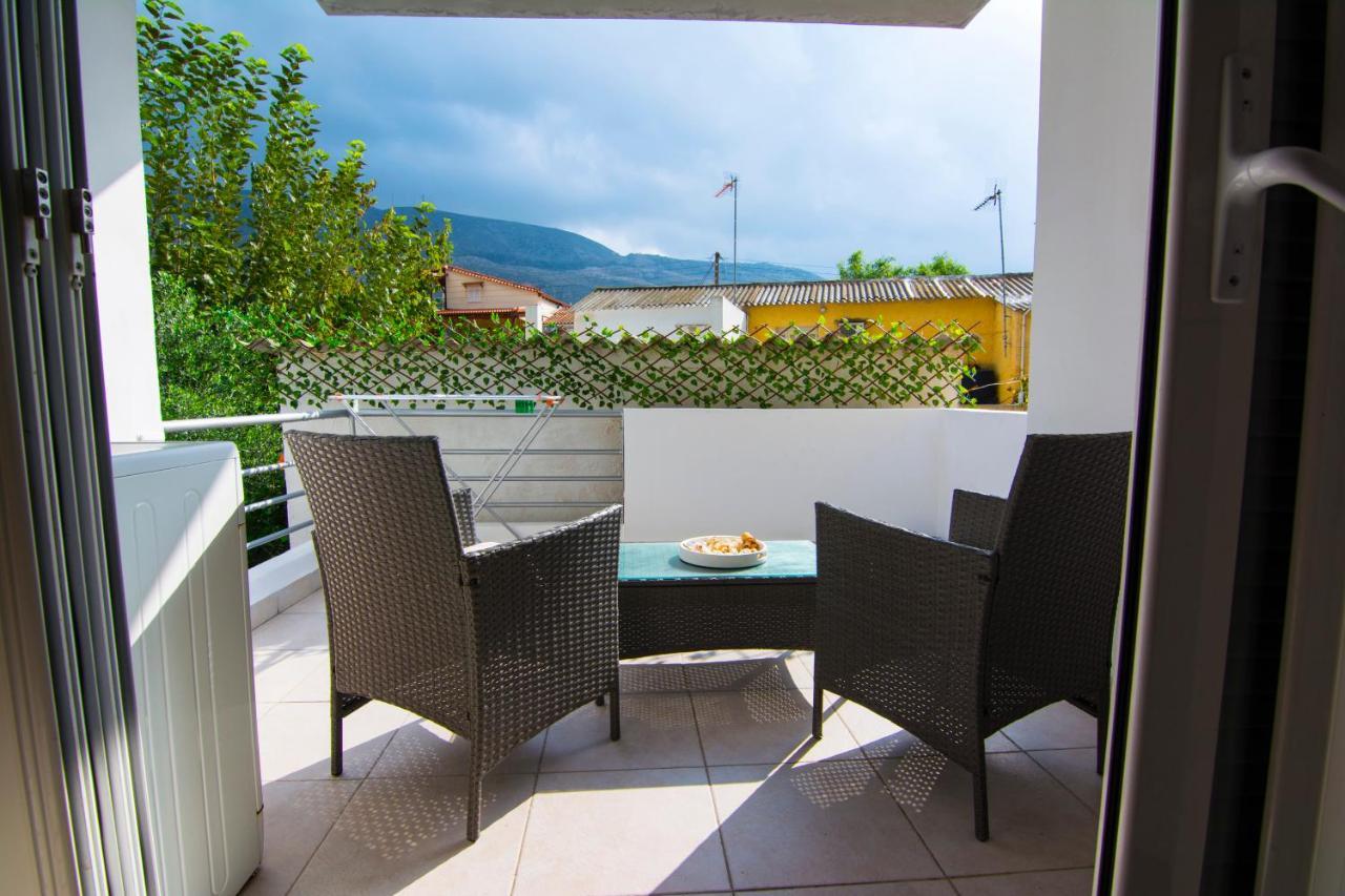 Erofili Apartments Souda Bagian luar foto