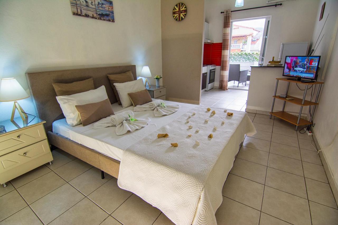 Erofili Apartments Souda Bagian luar foto